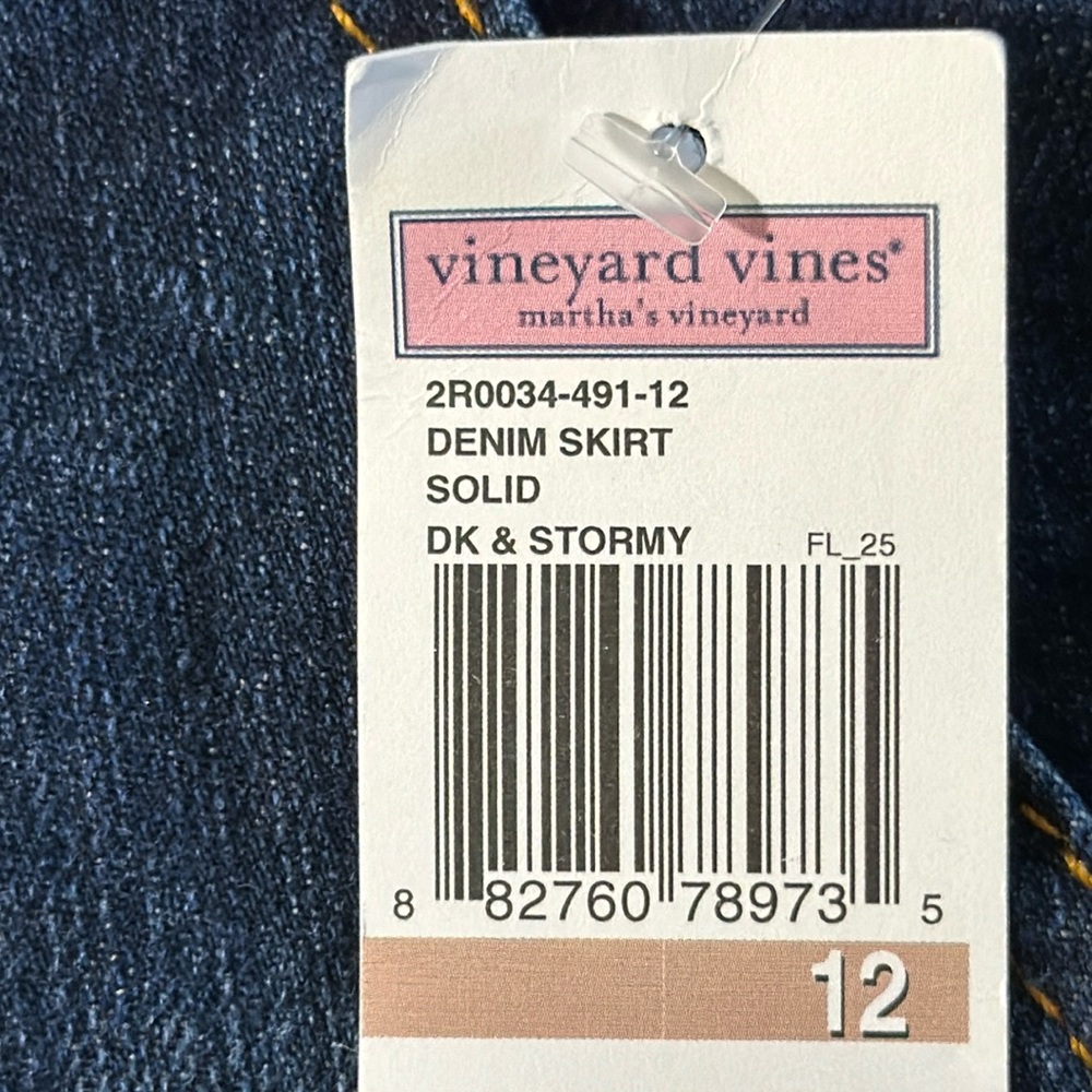 Vineyard Vines Dark & Stormy Blue Denim Skirt Size 12 - Picture 9 of 12